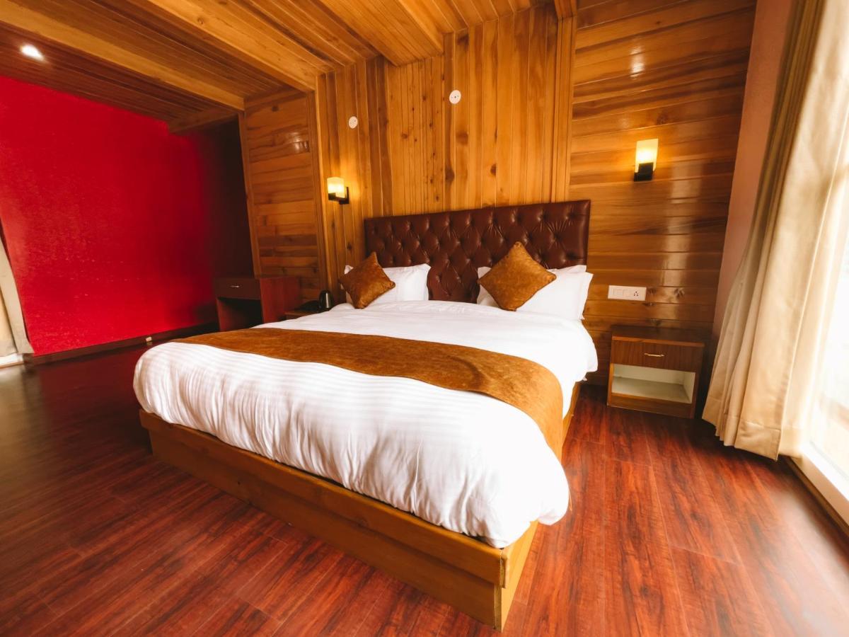 Hotel New Vistas Manāli Extérieur photo
