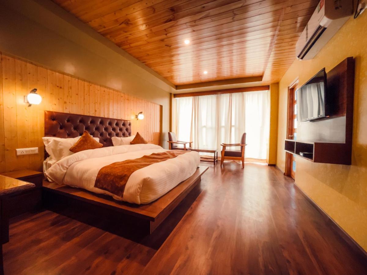 Hotel New Vistas Manāli Extérieur photo